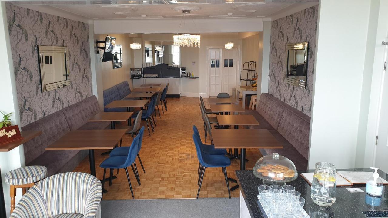 Hotel242 Blackpool Luaran gambar