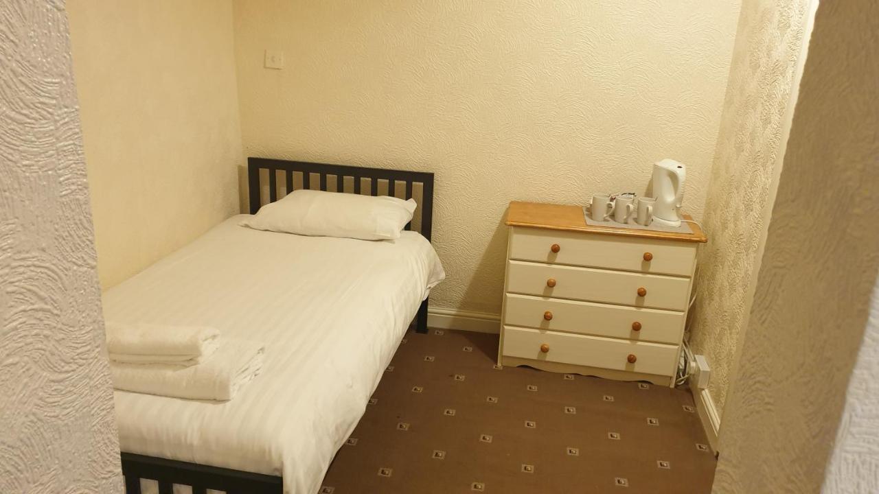 Hotel242 Blackpool Luaran gambar